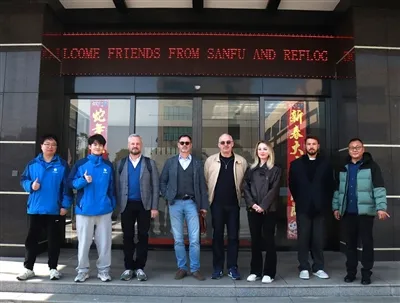 Az orosz delegáció a ZHESUE Group együttműködési szinergiáit vizsgálja